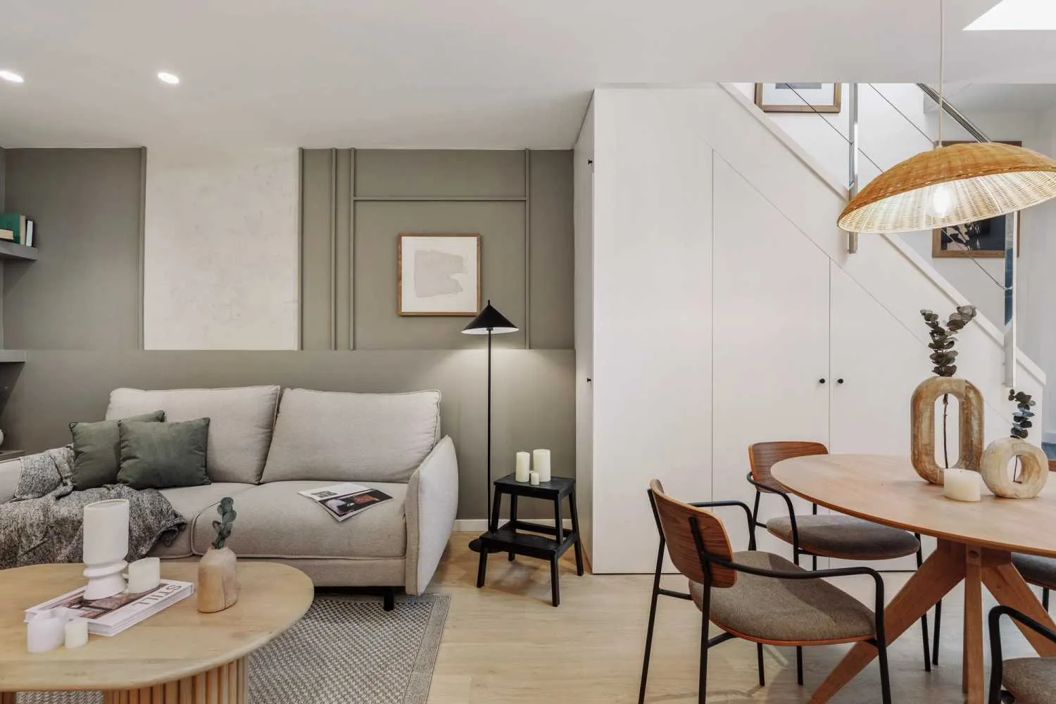 Premium Barcelona Flat With High-speed Fiber & Professional Home Office Setup #3