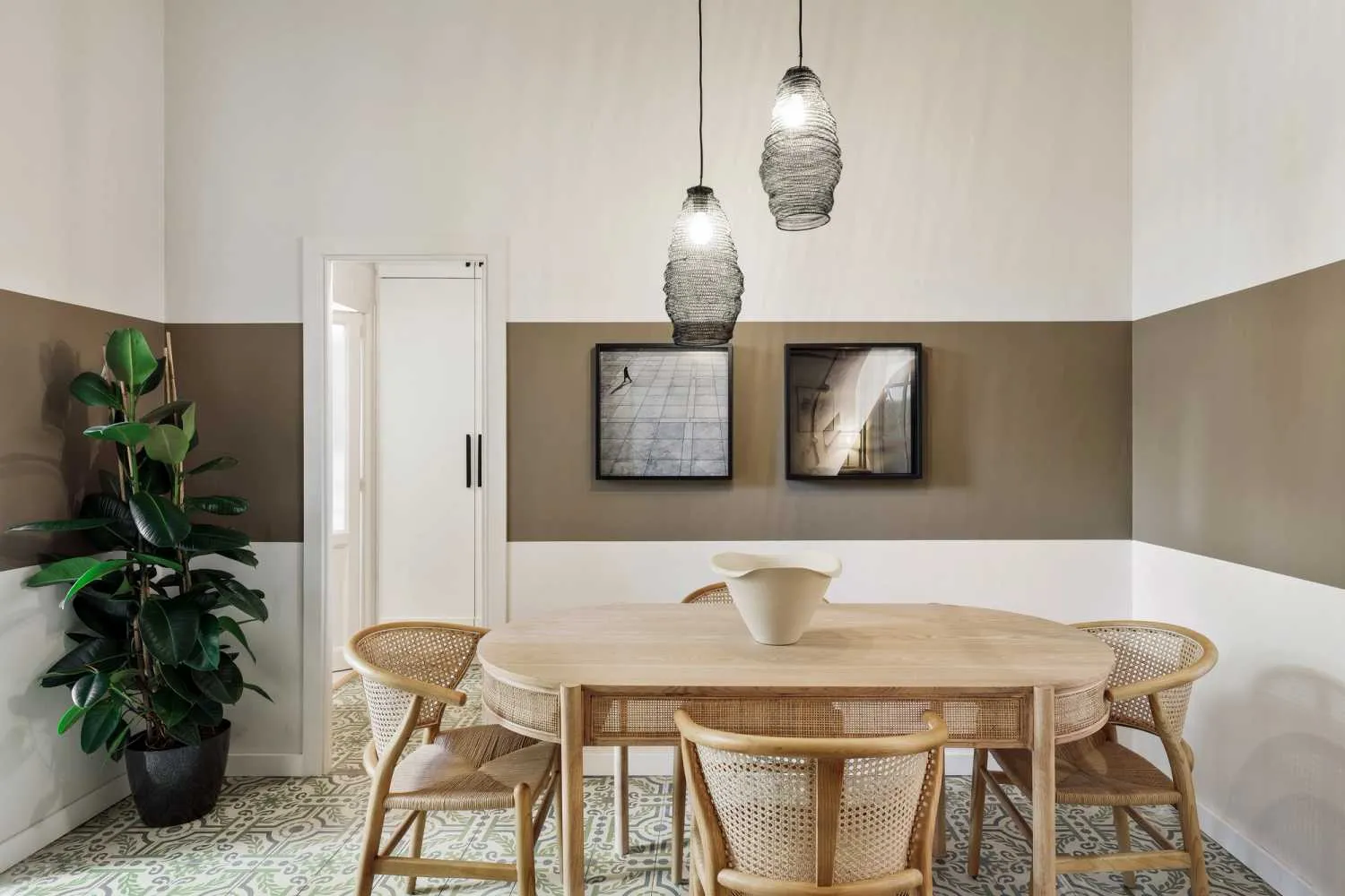Spacious Trendy Barcelona Flat With Pro Workstation & Ultra-fast Gigabit Internet #2