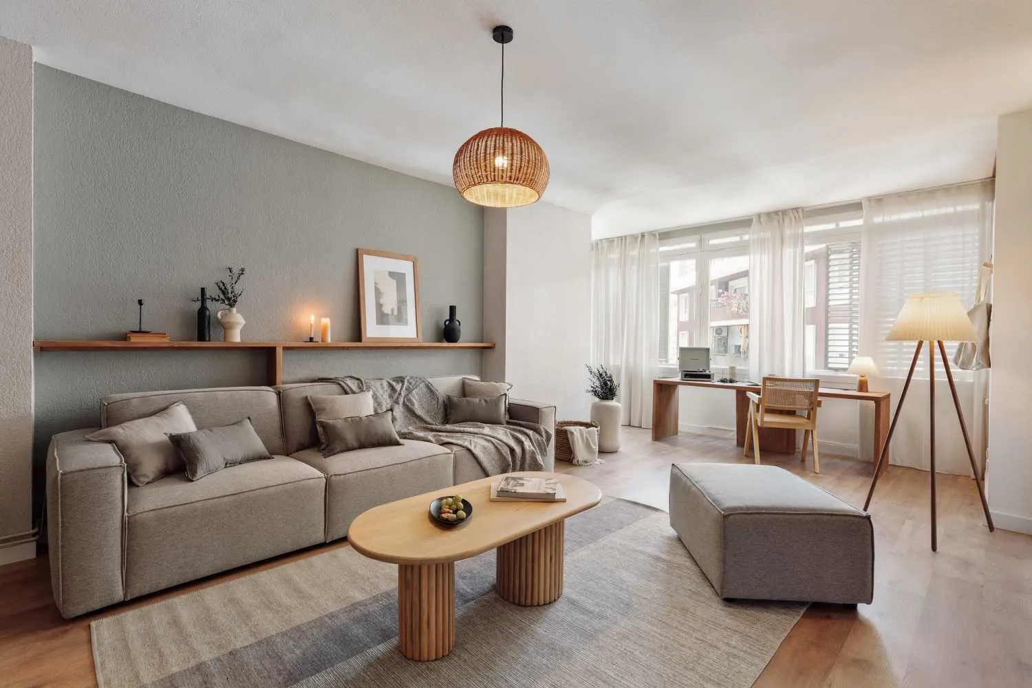 Stylish 4-bed Flat With Ultra-fast Wifi & Premium Home Office In Barcelona #5