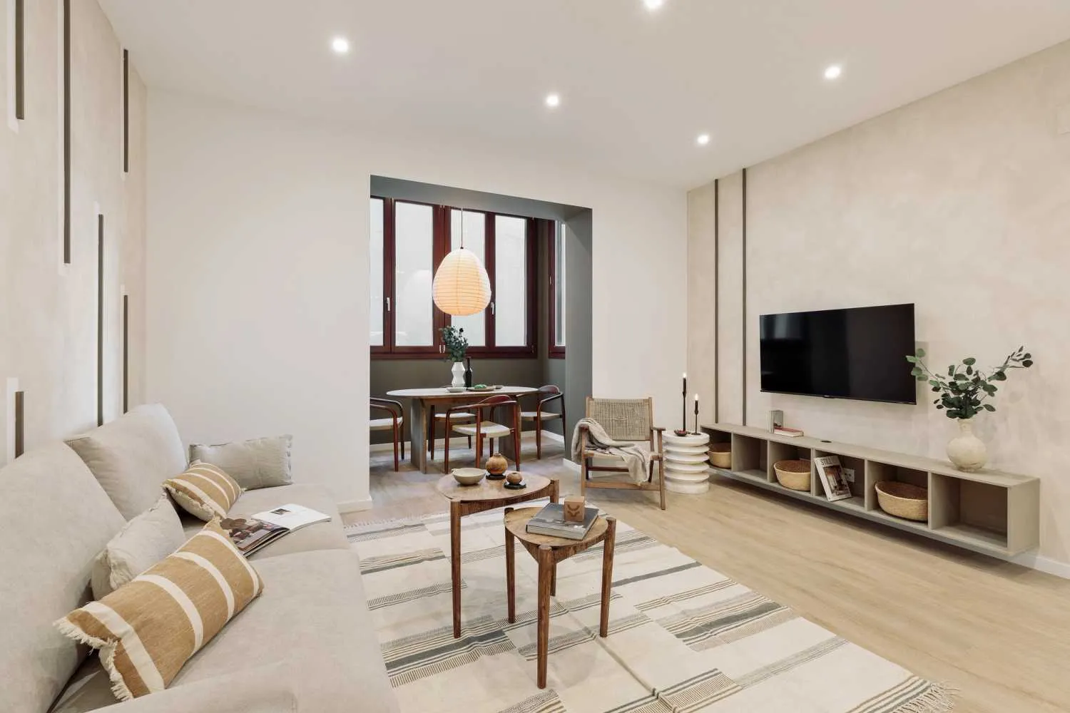 Contemporary 2-bed Flat With High-speed Fiber & Pro Workspace In Barcelona #4