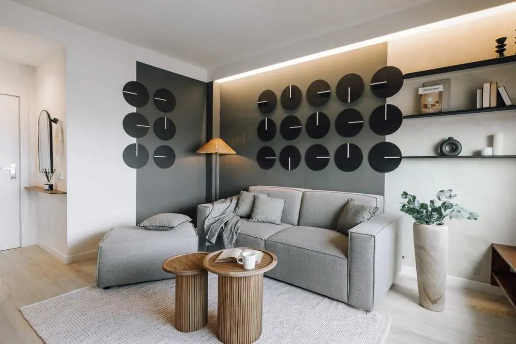 Impressive 62m2 Barcelona Flat With Gigabit Internet & Professional Home Office Setup #2
