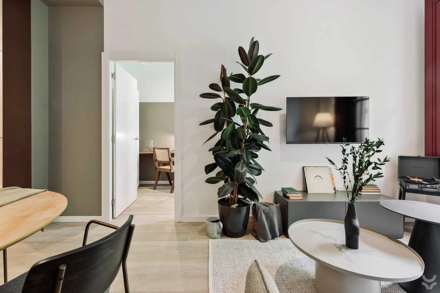 Barcelona Modern Flat With Dual Monitors, Pro Desk Chair & Hd Video Setup For Remote Work #3
