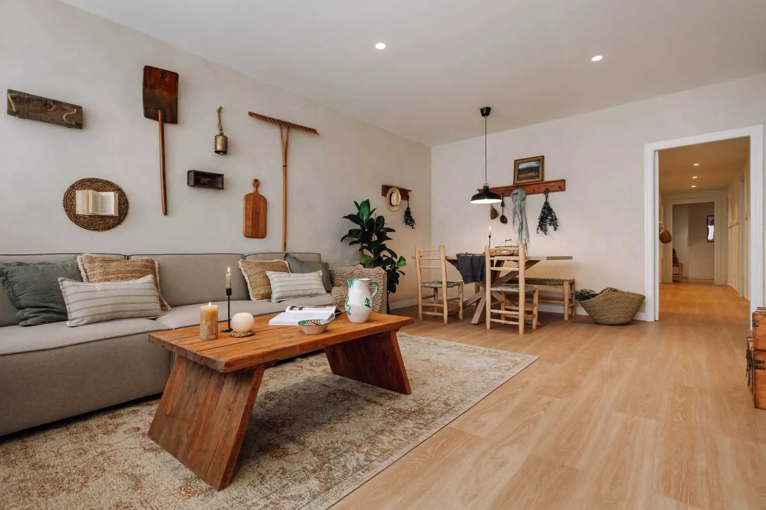 Spacious Barcelona Flat With High-speed Fiber & Pro Workstation For Remote Professionals #4
