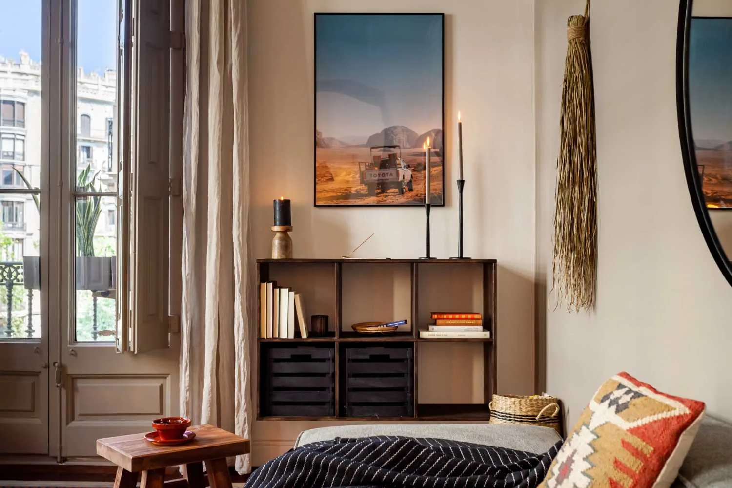 Modern 80m2 Barcelona Flat With Pro Home Office, Fiber, And Kitchen Amenities #4