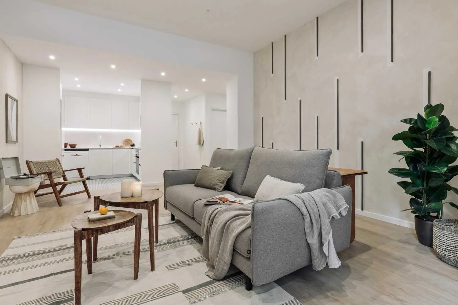Luxurious Barcelona Apartment With High-speed Fiber & Video Conference Setup For Remote Work #5