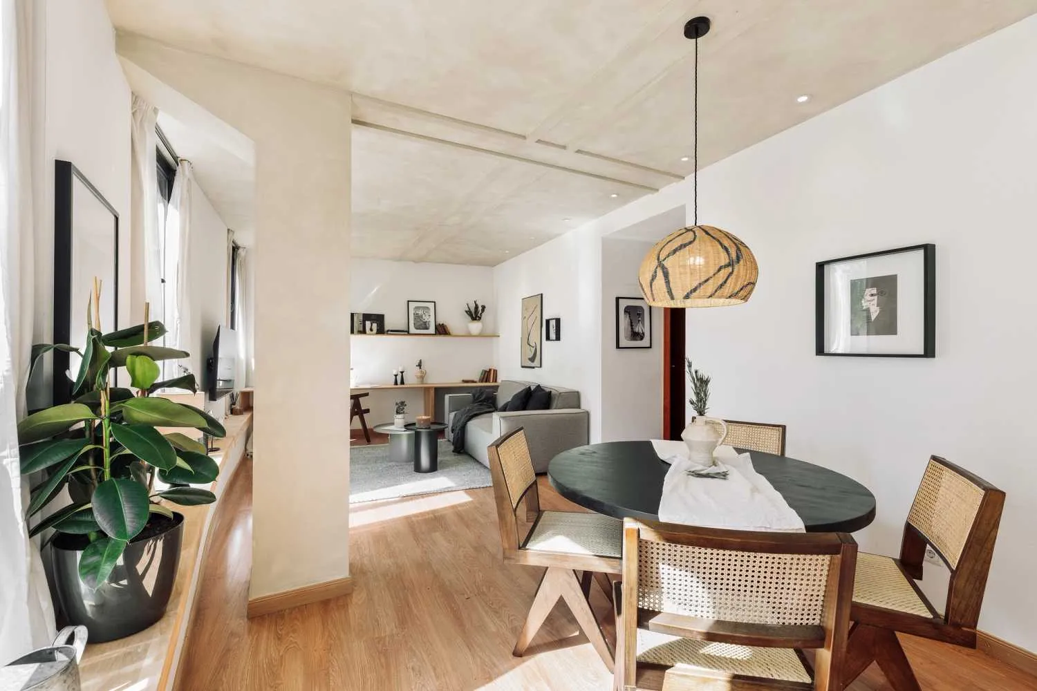 Luxurious 66m2 Barcelona Flat With Ultra-fast Wifi And Pro Workspace For Remote Work #2