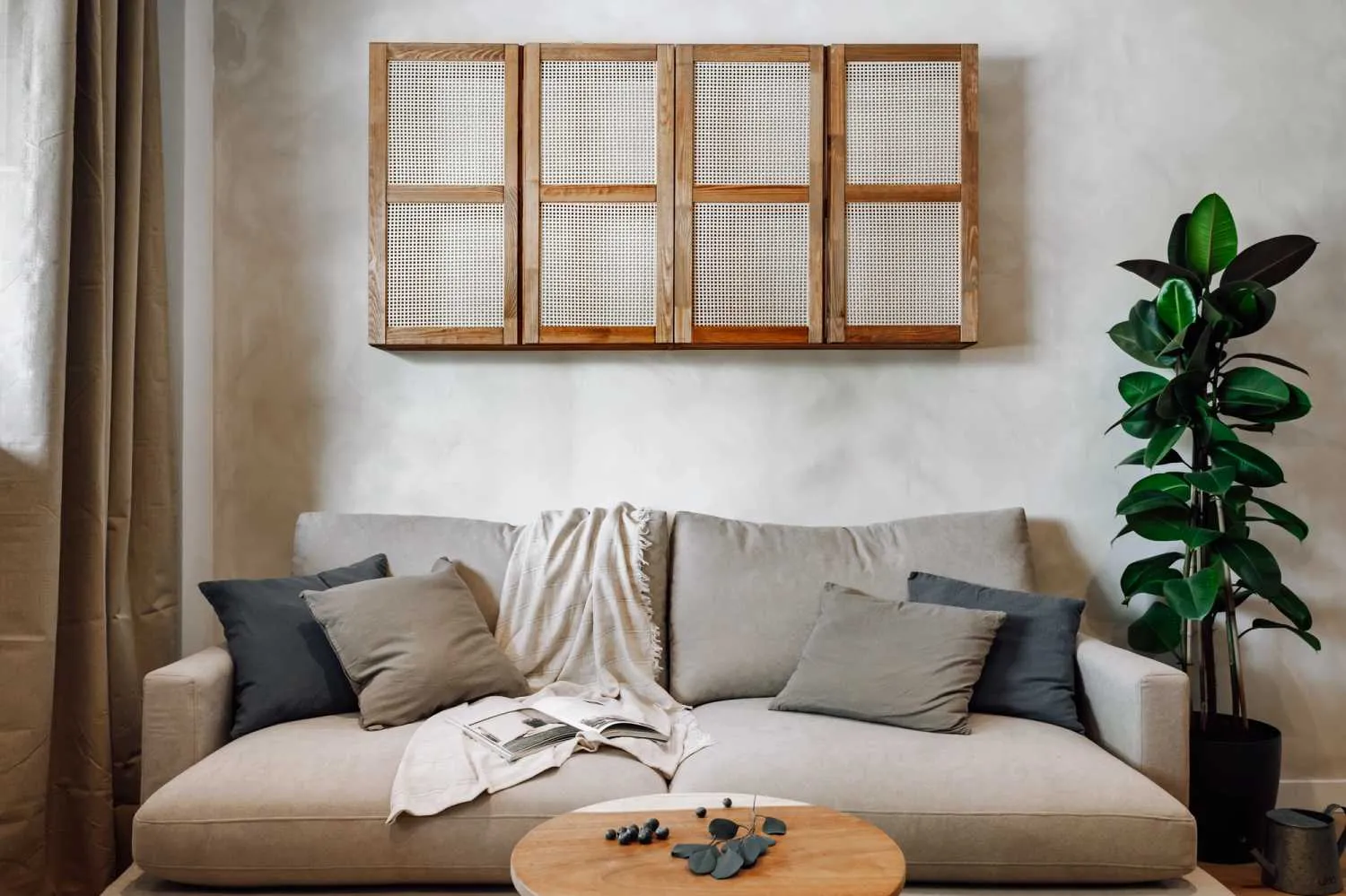 Trendy Barcelona Flat With Gigabit Internet & Ergonomic Workstation For Digital Nomads #3
