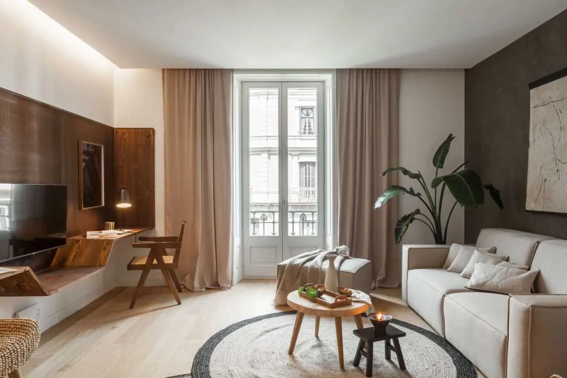 Premium 60m2 Barcelona Flat With Professional Home Office Setup And Modern Kitchen #5