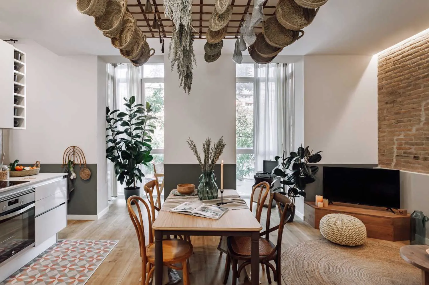 Premium Barcelona Flat With Ultra-fast Wifi & Dual Monitors For Digital Nomads #4