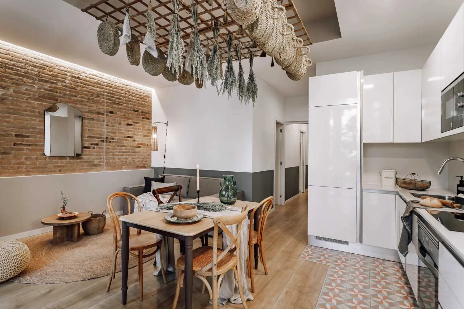 Premium Barcelona Flat With Ultra-fast Wifi & Dual Monitors For Digital Nomads #2