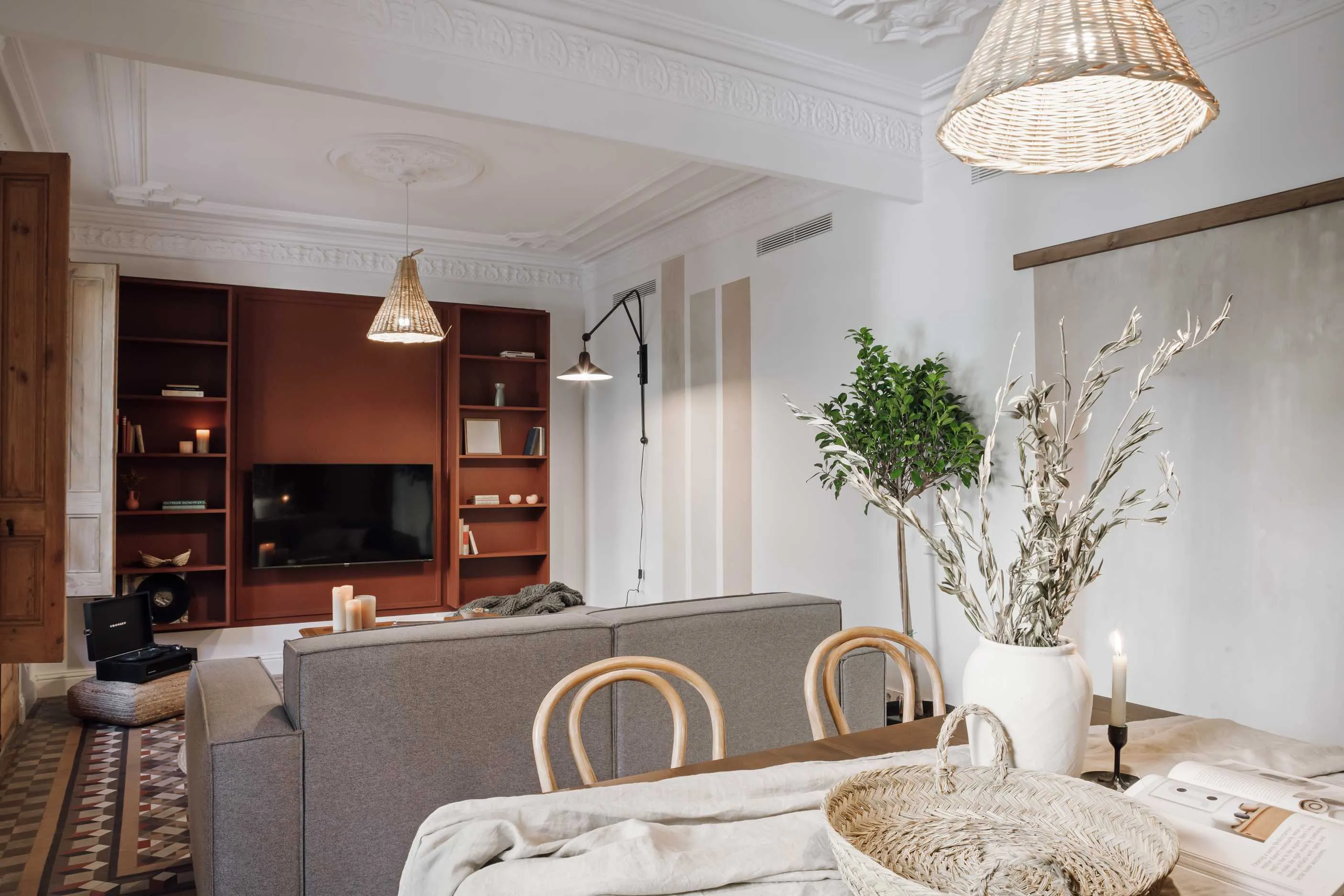 Vast 3-bed City Flat With Pro Home Office Setup In Barcelona #4