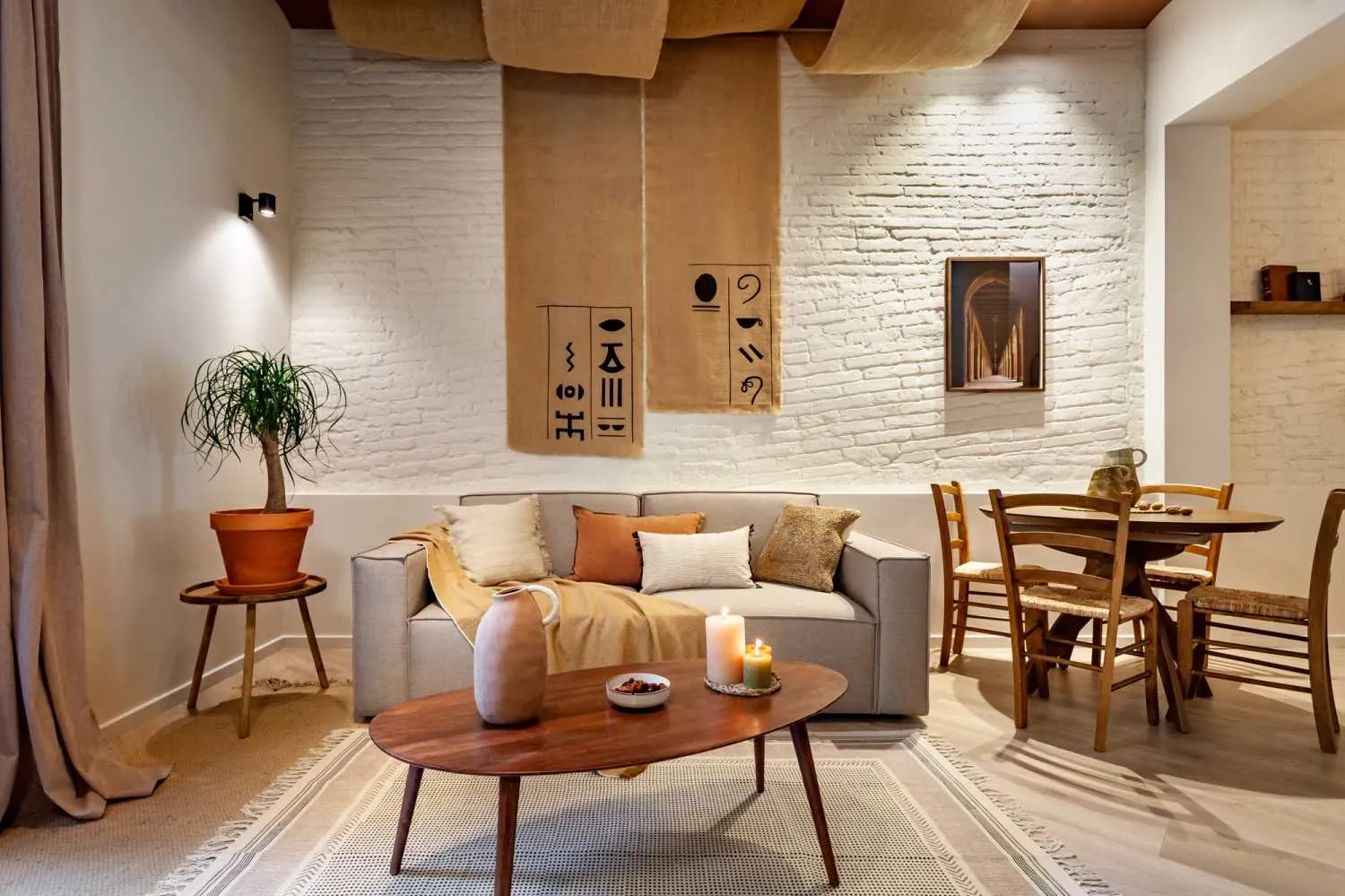 Refined 2-bed City Flat With High-speed Fiber & Professional Workspace In Barcelona #5