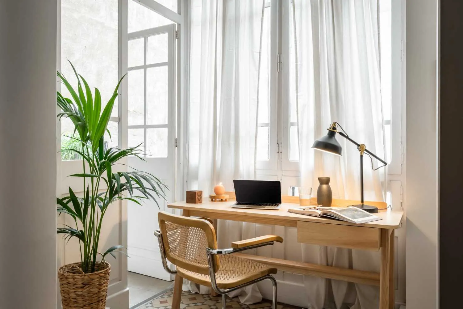 Spacious Barcelona Flat With Ultra-fast Wifi & Pro Home Office Setup #5