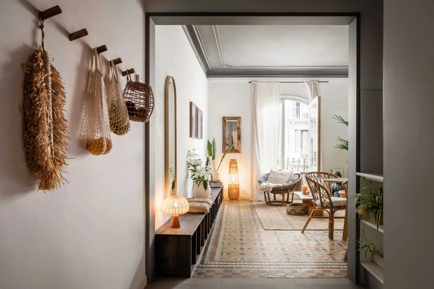 Spacious Barcelona Flat With Ultra-fast Wifi & Pro Home Office Setup #2