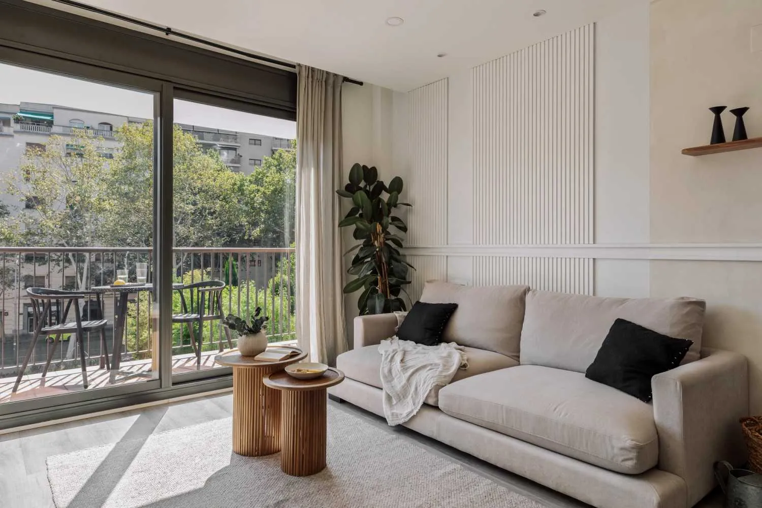 Spacious Barcelona Flat With Ultra-fast Wifi And Pro Home Office Setup #5