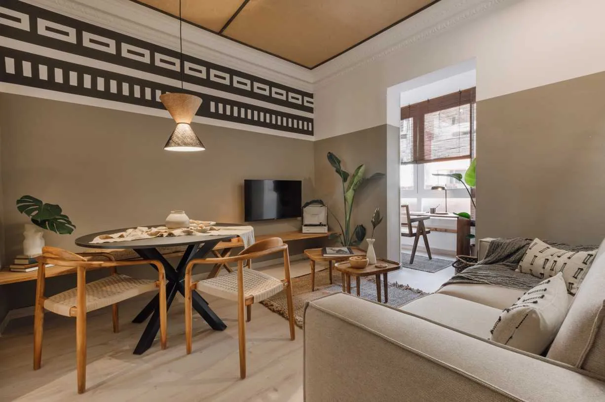Sleek 3-bed Apartment With High-speed Fiber & Pro Studio Setup In Barcelona #5
