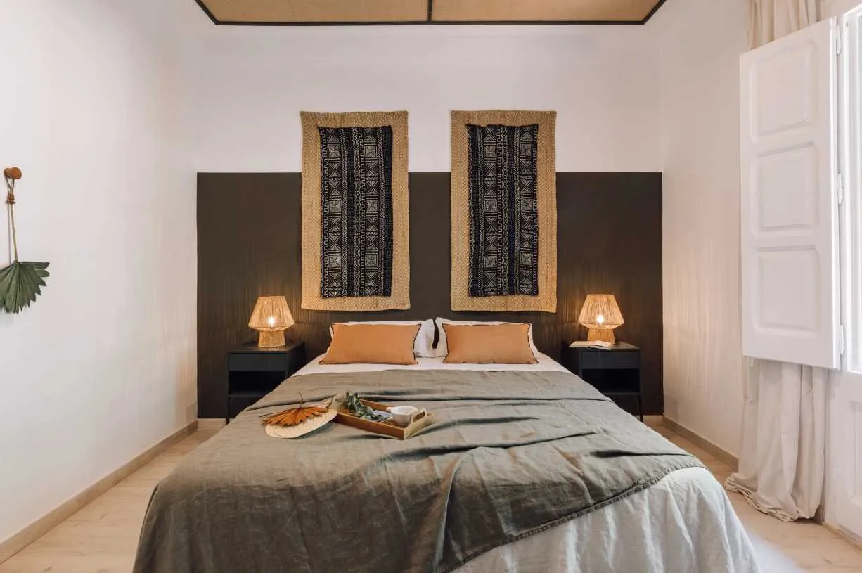 Sleek 3-bed Apartment With High-speed Fiber & Pro Studio Setup In Barcelona #2