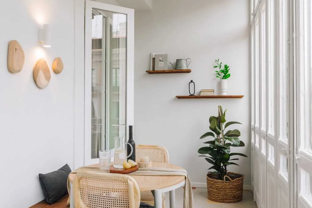 Modern Barcelona Flat With High-speed Fiber & Pro Workspace For Remote Work Enthusiasts #2