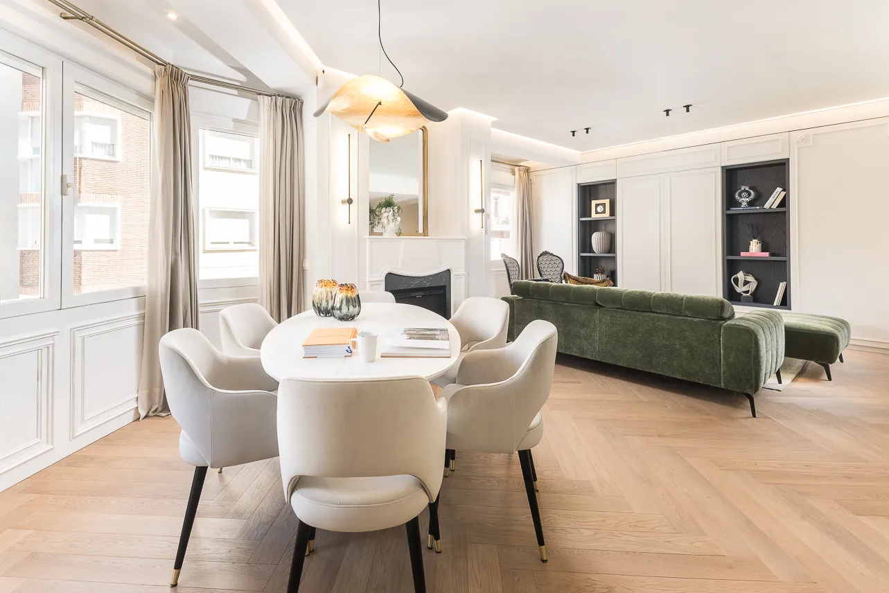 Vast Rooftop Apartment With Premium Home Office Space In Madrid's City Center #5