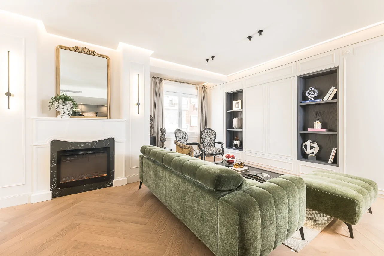 Vast Rooftop Apartment With Premium Home Office Space In Madrid's City Center #4