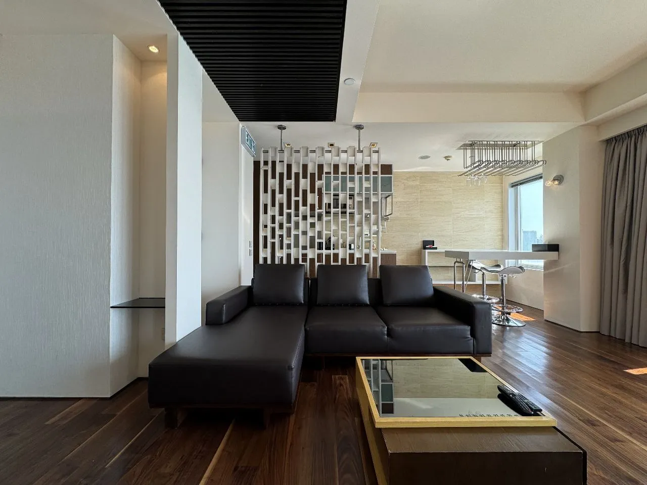 SSA, 1-Bedroom Premier, Stanley #5