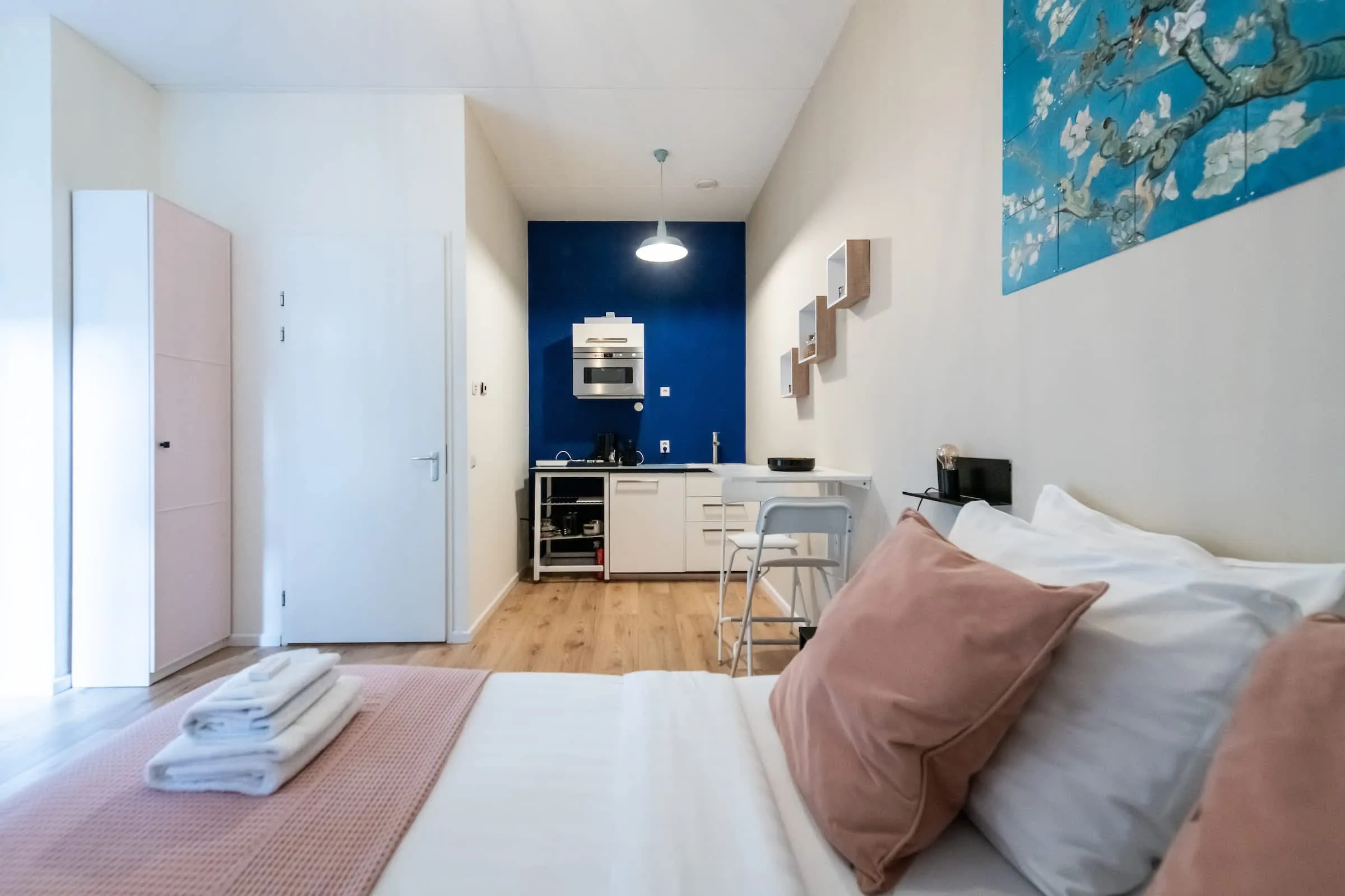 Modern Studio for Professionals in Amsterdam Noord #2