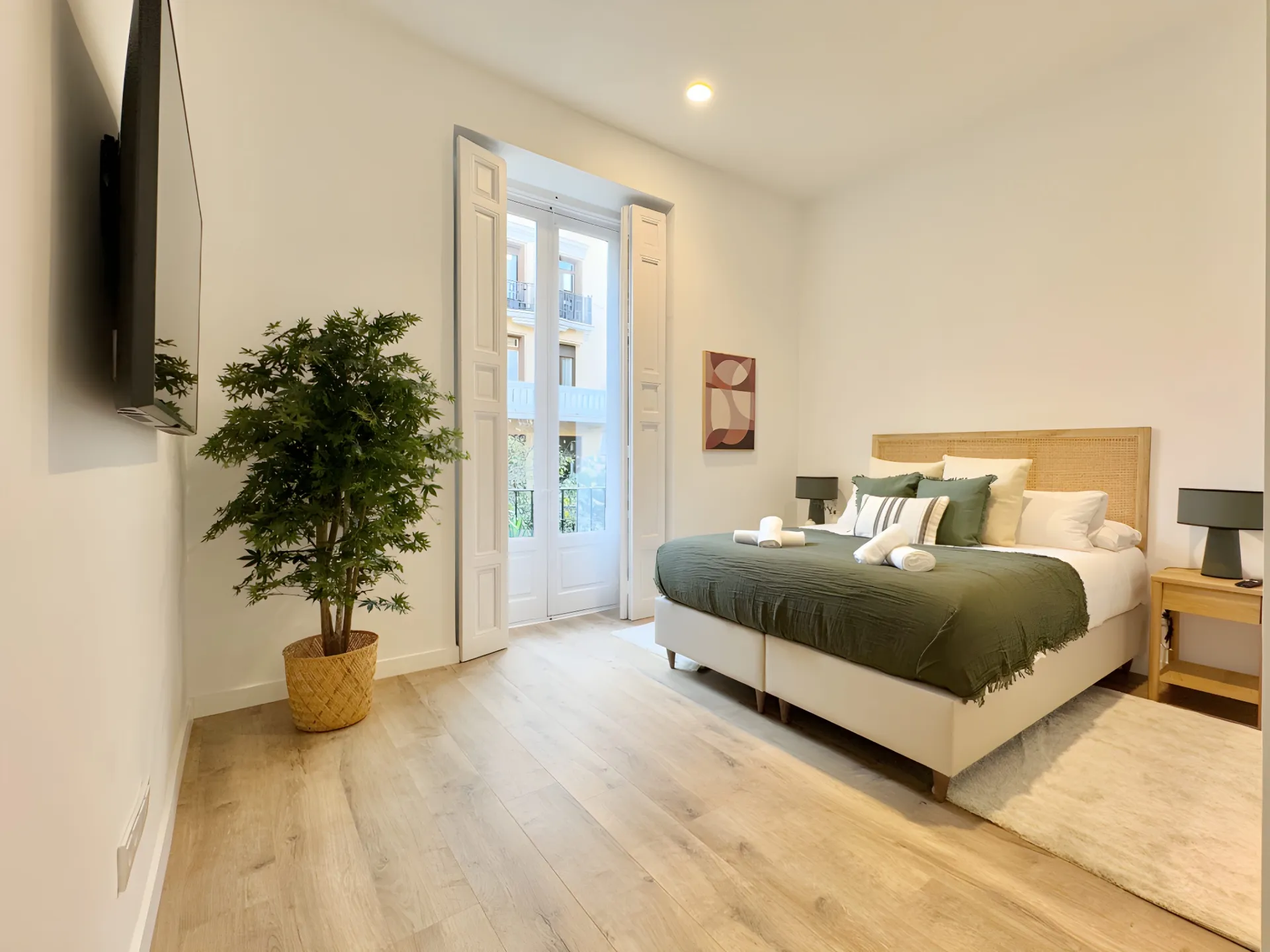 Compact Professional Flat In Madrid - Ultra-fast Wifi & Modern Kitchen For Remote Work
