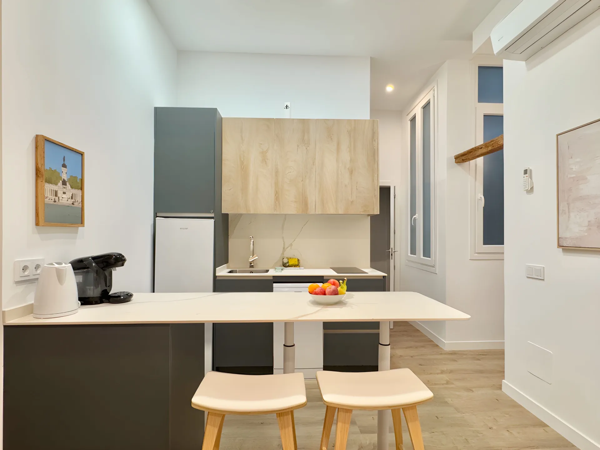 Roomy Trendy Madrid Flat - High-speed Fiber & Full Kitchen For Digital Nomads #5