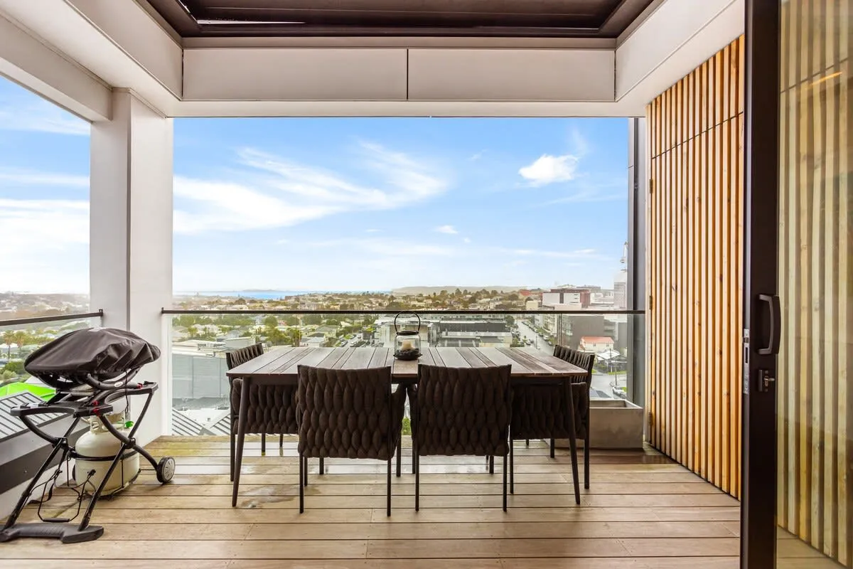 Impressive Auckland City Flat - Efficient 2br With Dedicated Home Office & High-speed Wifi #3