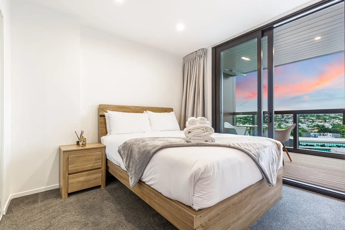 Charming Executive Apartment In Ellerslie, Auckland - Digital Nomad Ready W/ Balcony #3