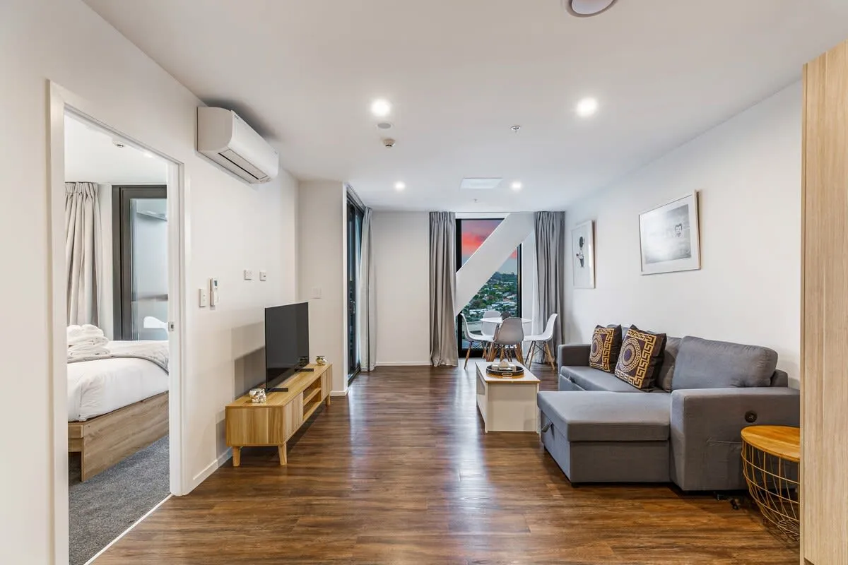 Charming Executive Apartment In Ellerslie, Auckland - Digital Nomad Ready W/ Balcony #2