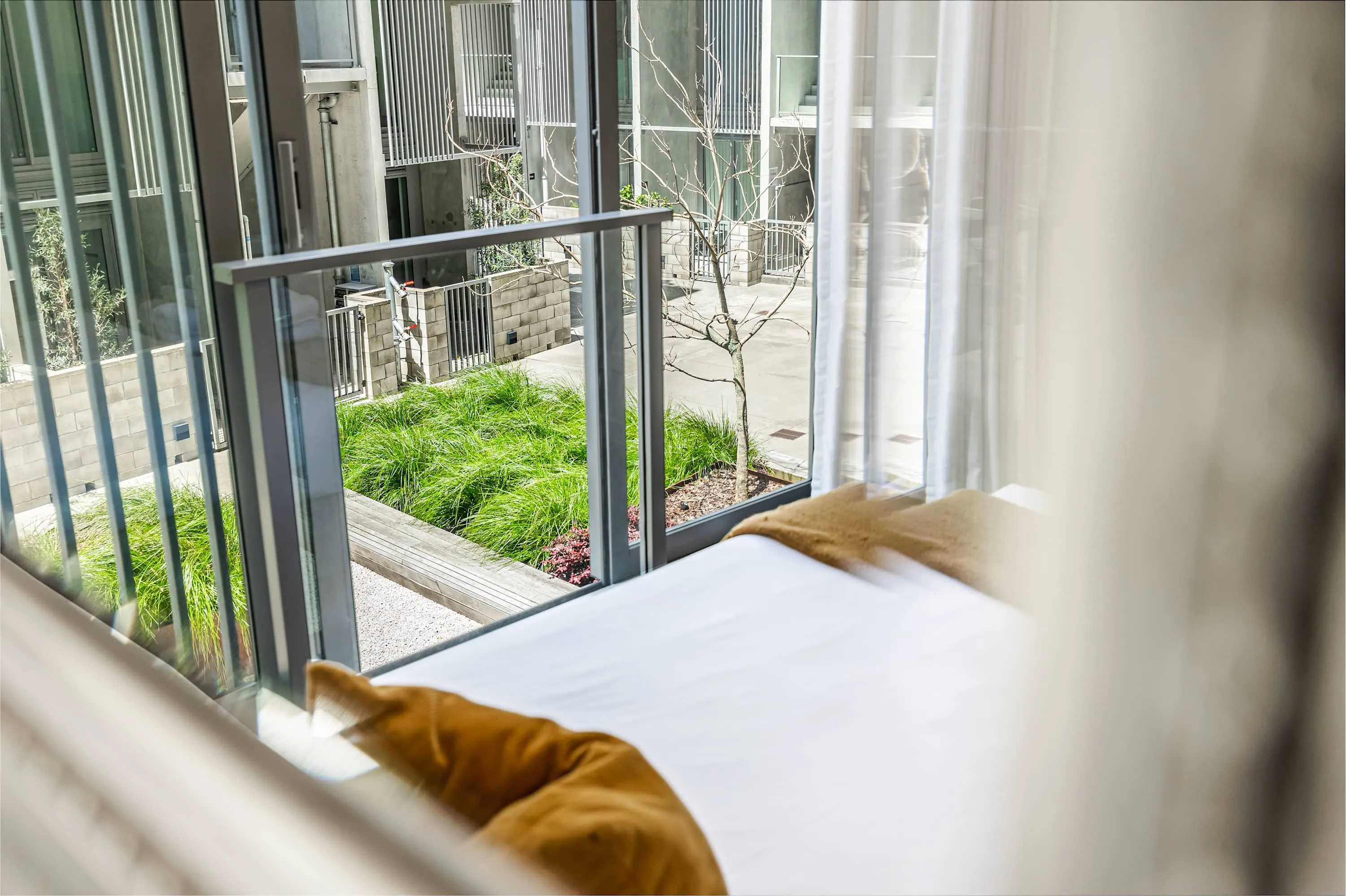 Designer Efficient 1br Flat Auckland - Remote-work Ready With Dedicated Desk & Fast Wifi #5