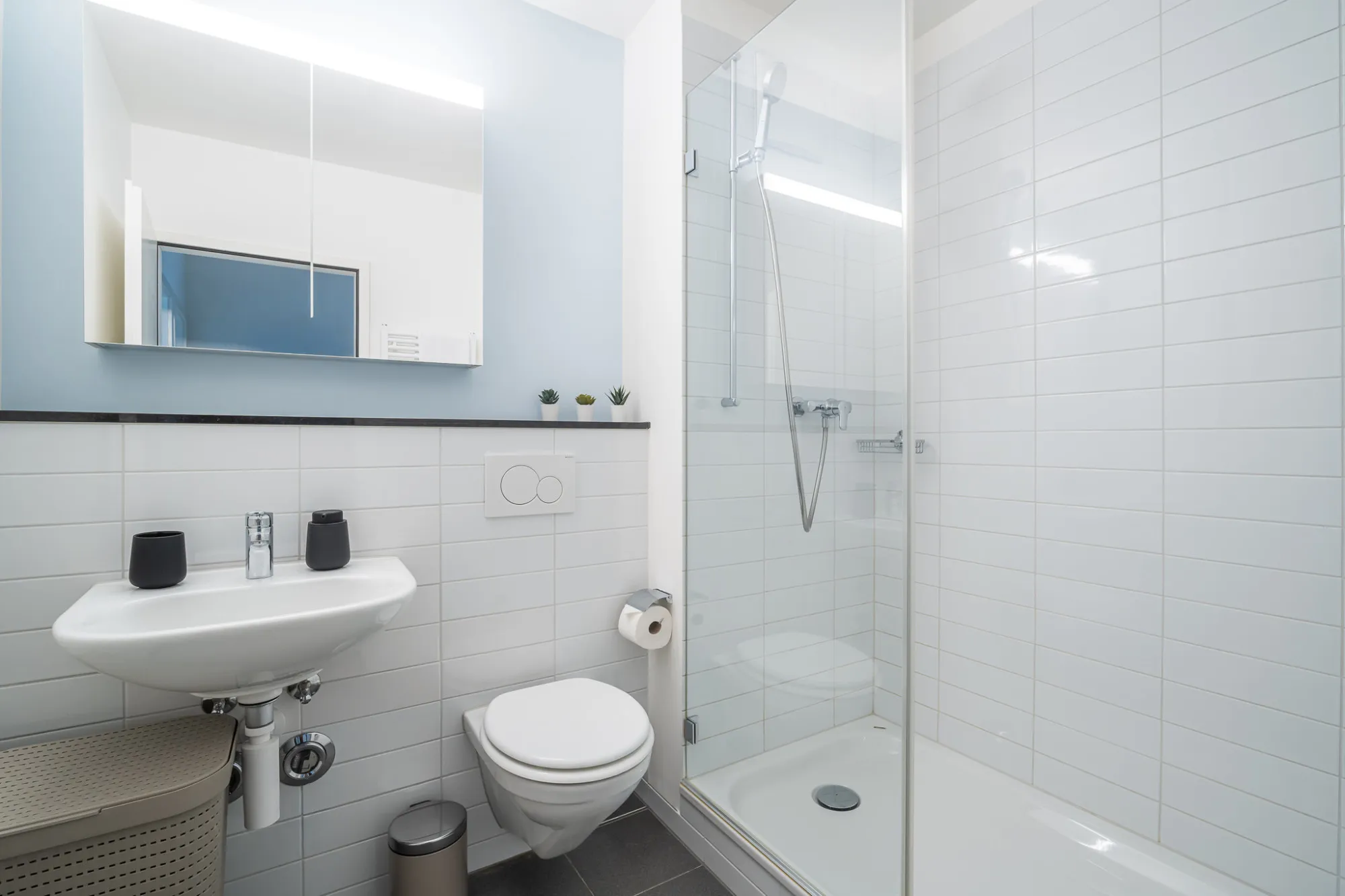 Designer 2-bed Flat For Work-from-home Near Kannenfeldpark #3