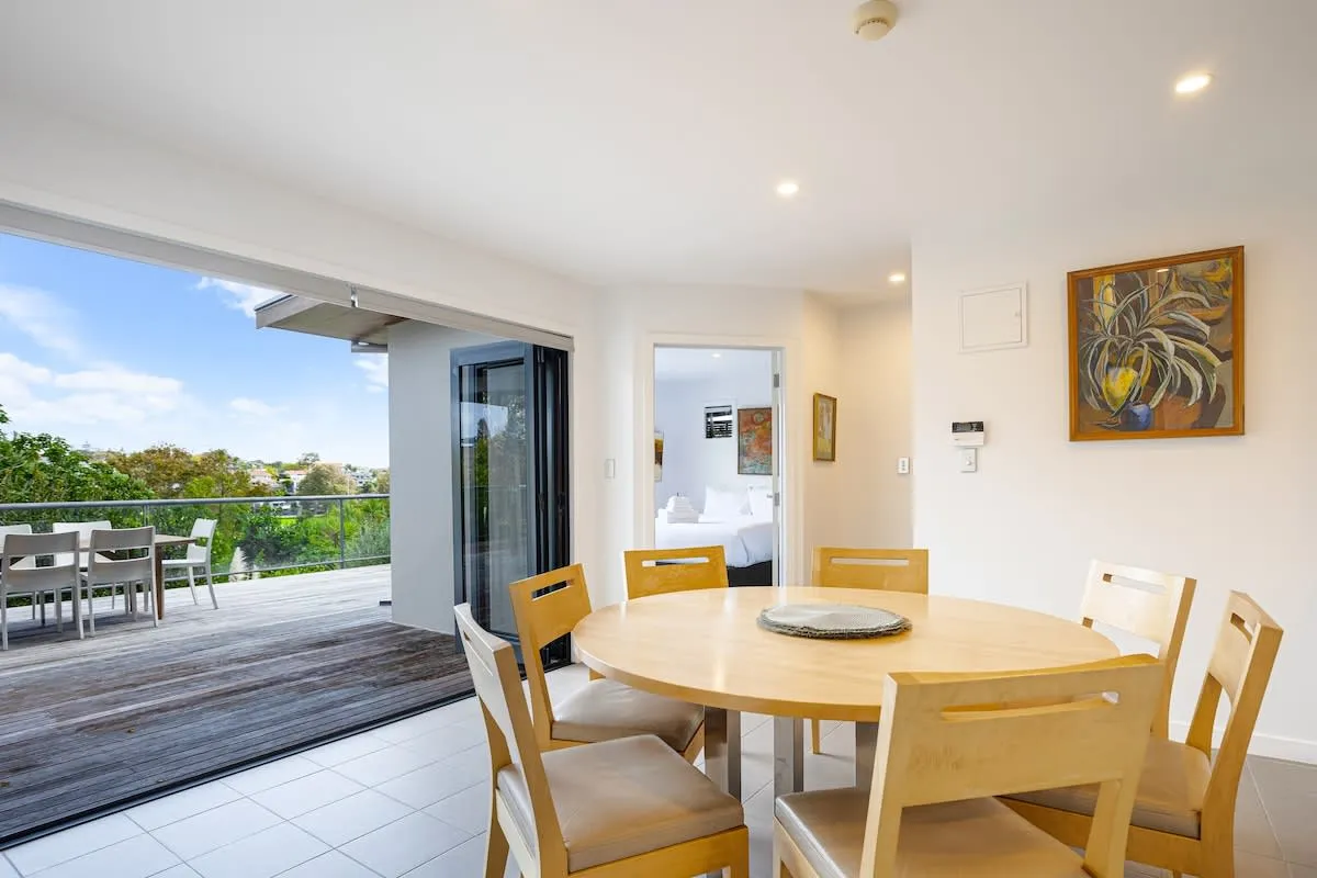Charming Modern 2-bed Executive Flat In Kohimarama, Auckland -- Home Office & Fast Wi-fi #2