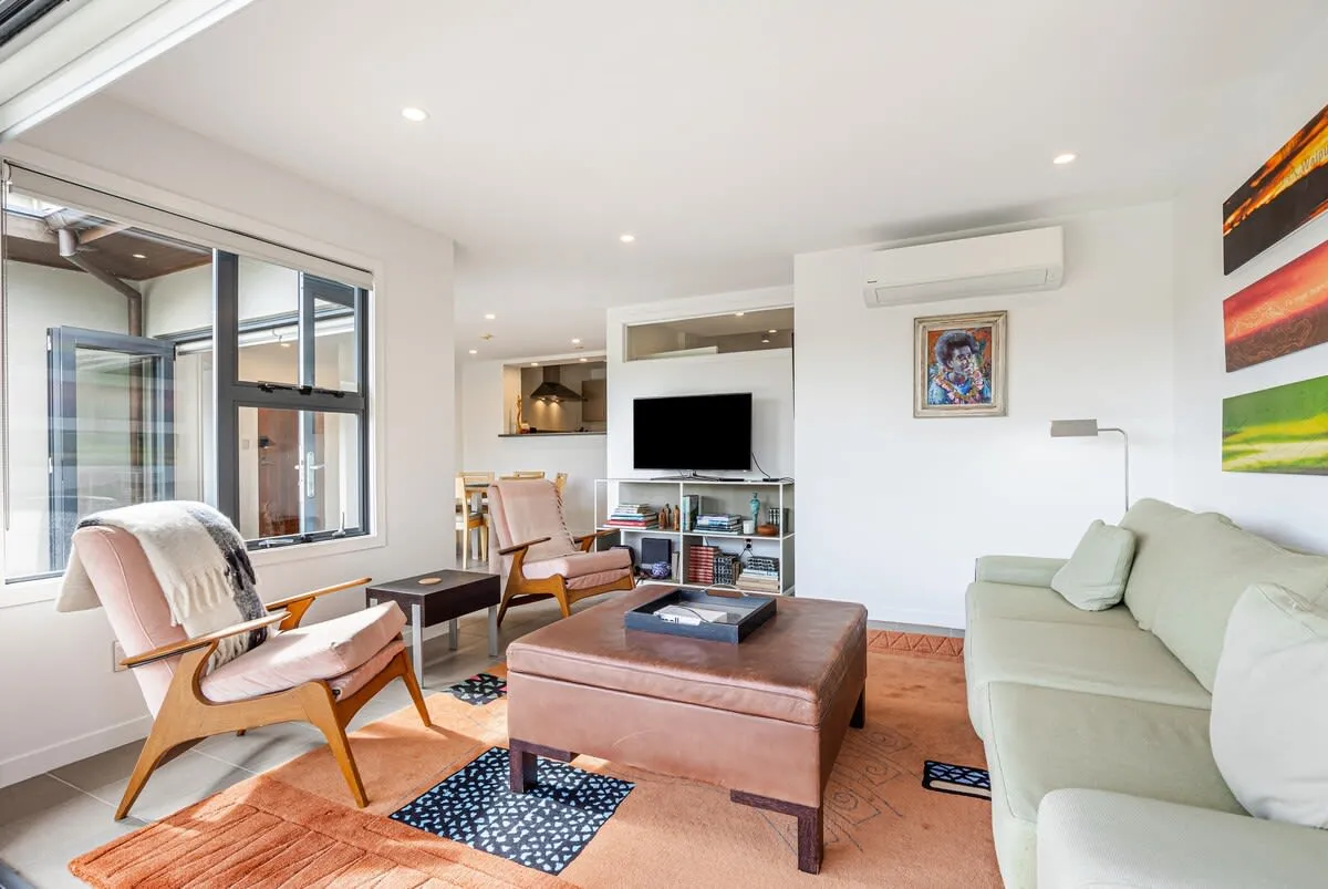 Charming Modern 2-bed Executive Flat In Kohimarama, Auckland -- Home Office & Fast Wi-fi #4