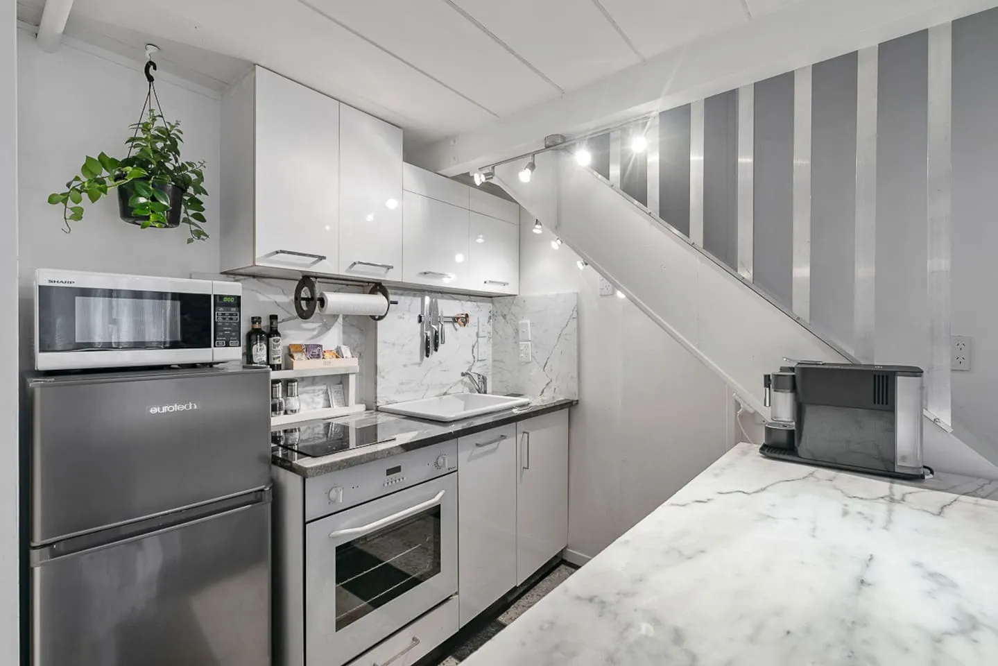 Cozy Modern Flat In Auckland Cbd - Fast Fiber & Dedicated Desk For Digital Nomads #3