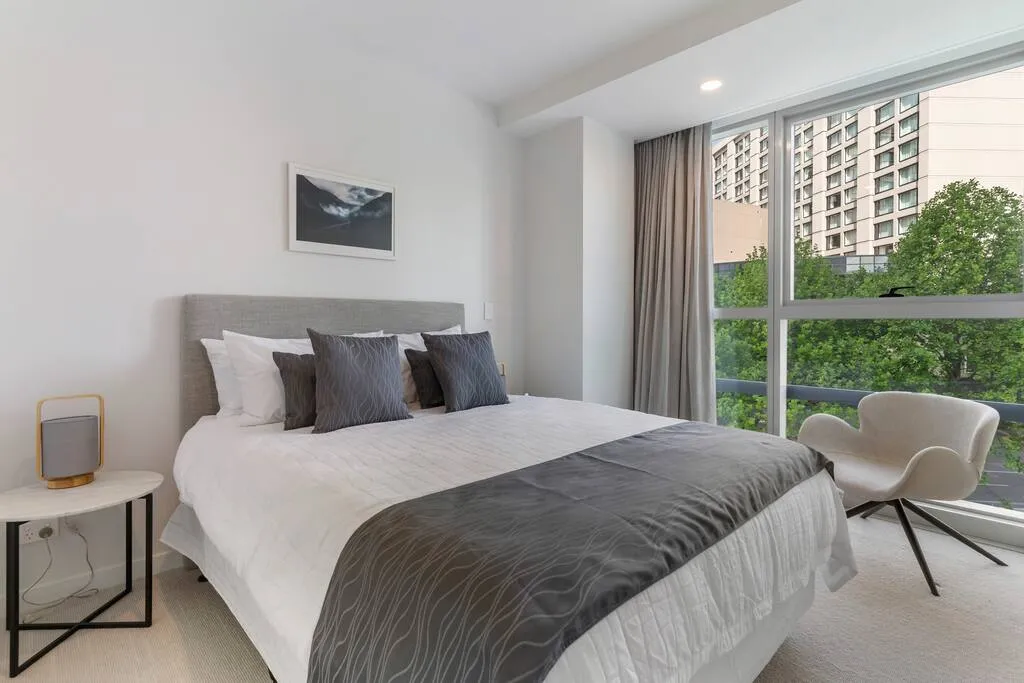 Cozy Curated 1br Flat In Auckland - Digital-nomad Ready Home Office & Parking #3
