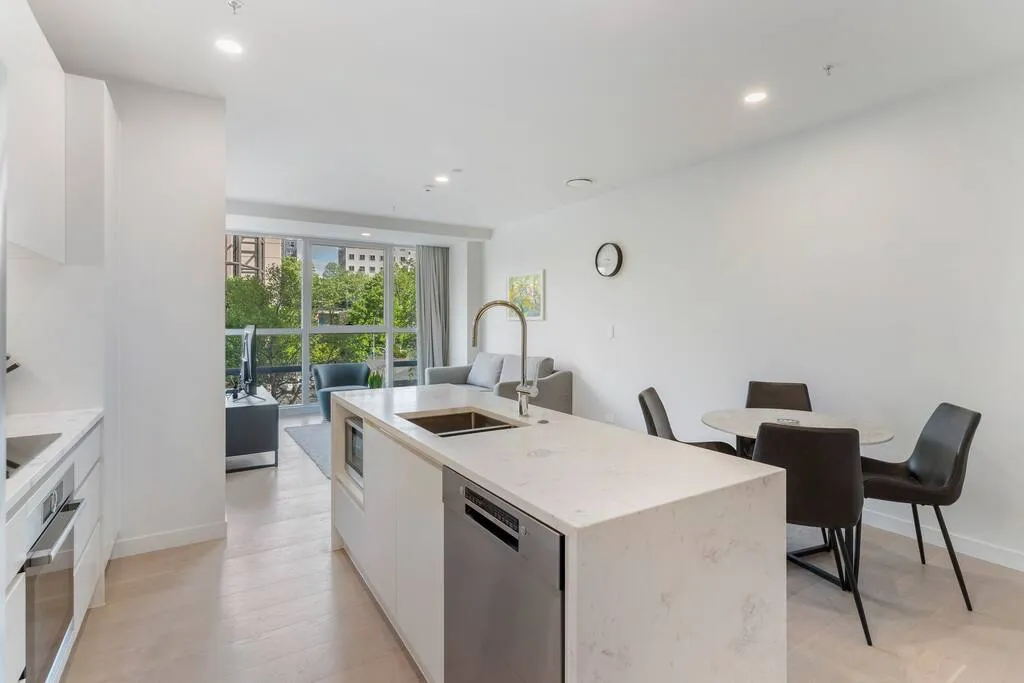 Cozy Curated 1br Flat In Auckland - Digital-nomad Ready Home Office & Parking #5