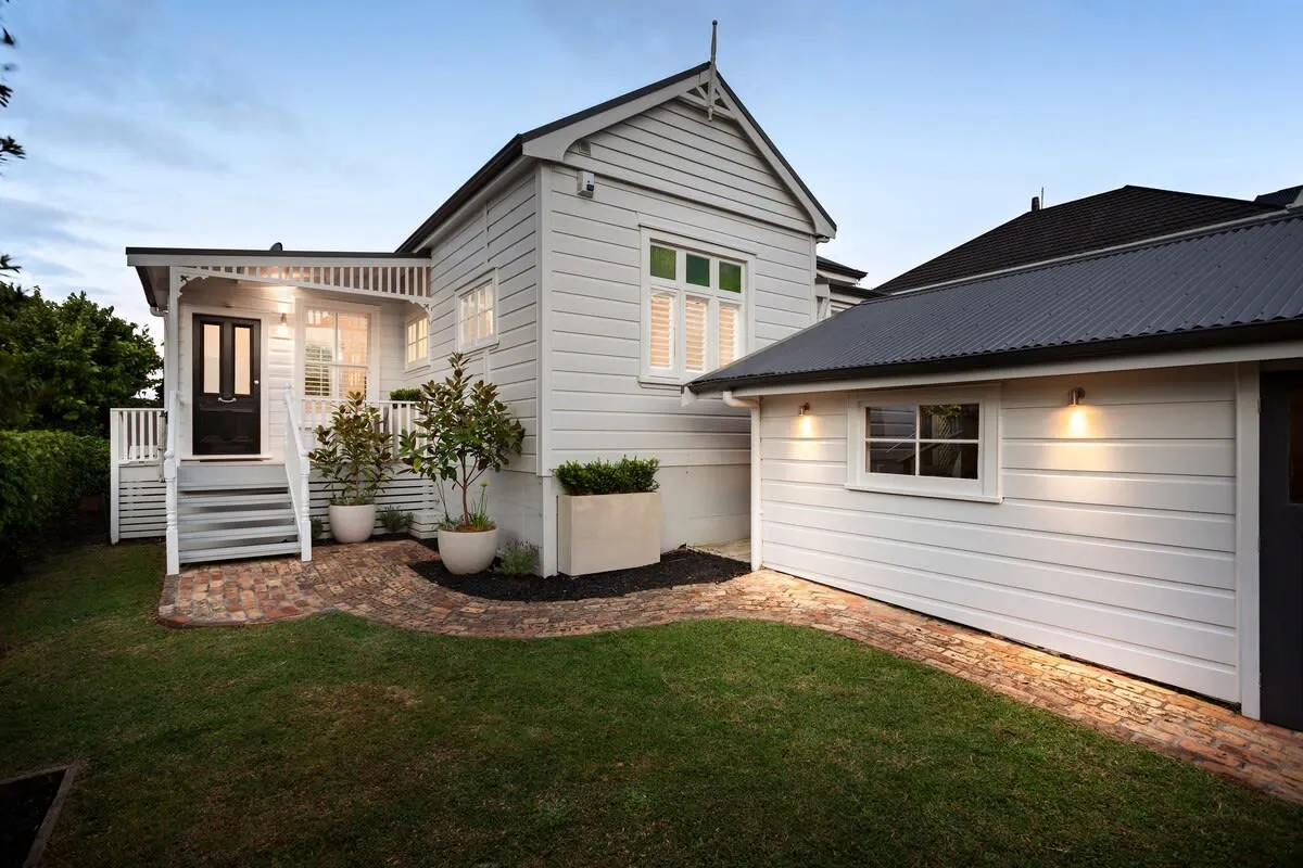 Luxurious Grey Lynn Flat -- Charming 3br With Dedicated Home Office & Digital Nomad-ready Wifi #2