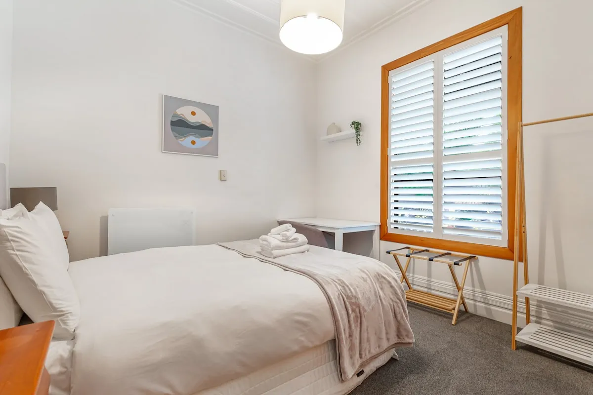 Distinctive Charming 2-br Urban Flat, Auckland: Home-office & Fast Wifi #5