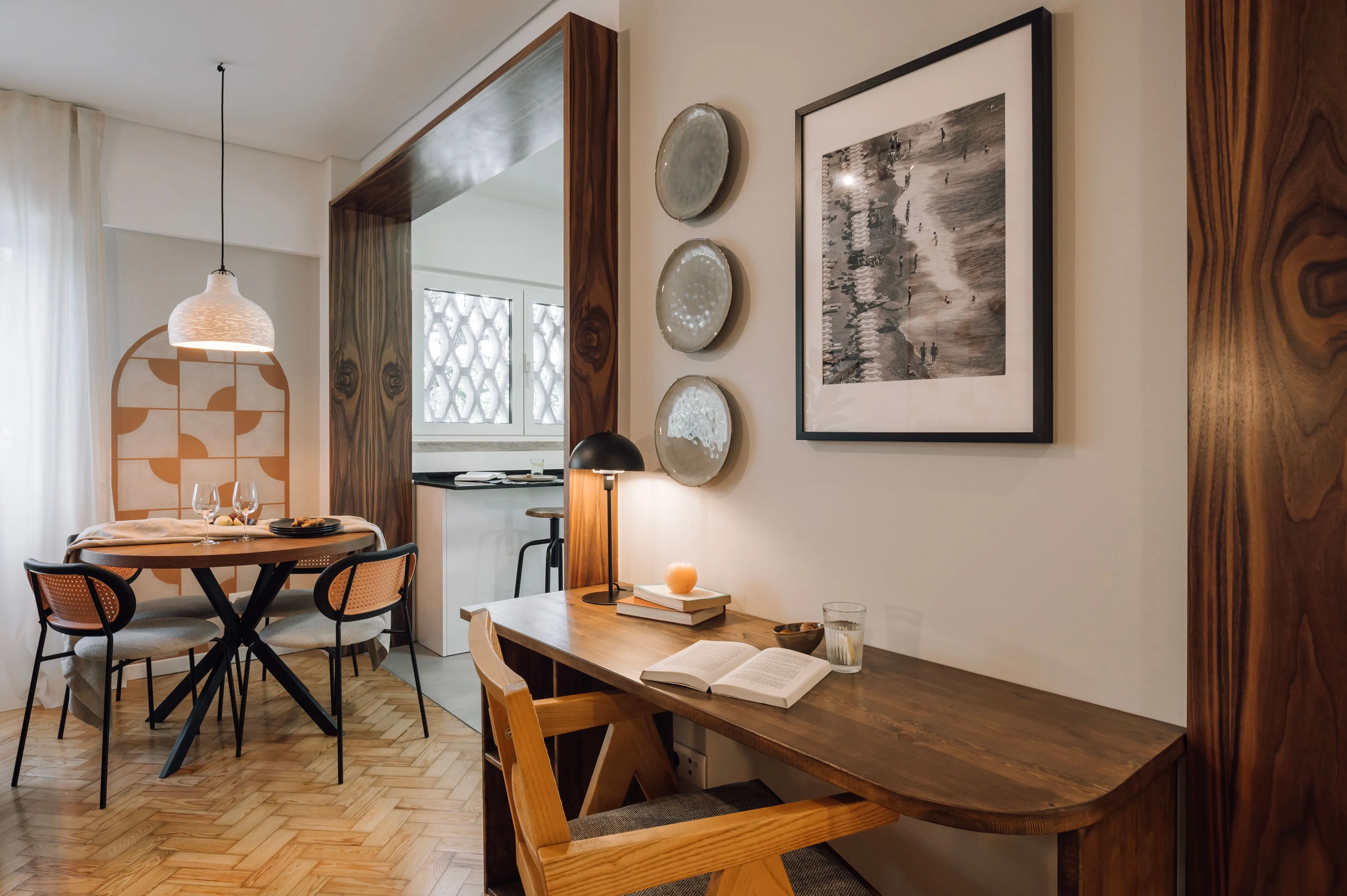 Premium Lisbon Flat With Ultra-fast Wifi, Pro Monitors & Chef's Kitchen For Remote Work #4