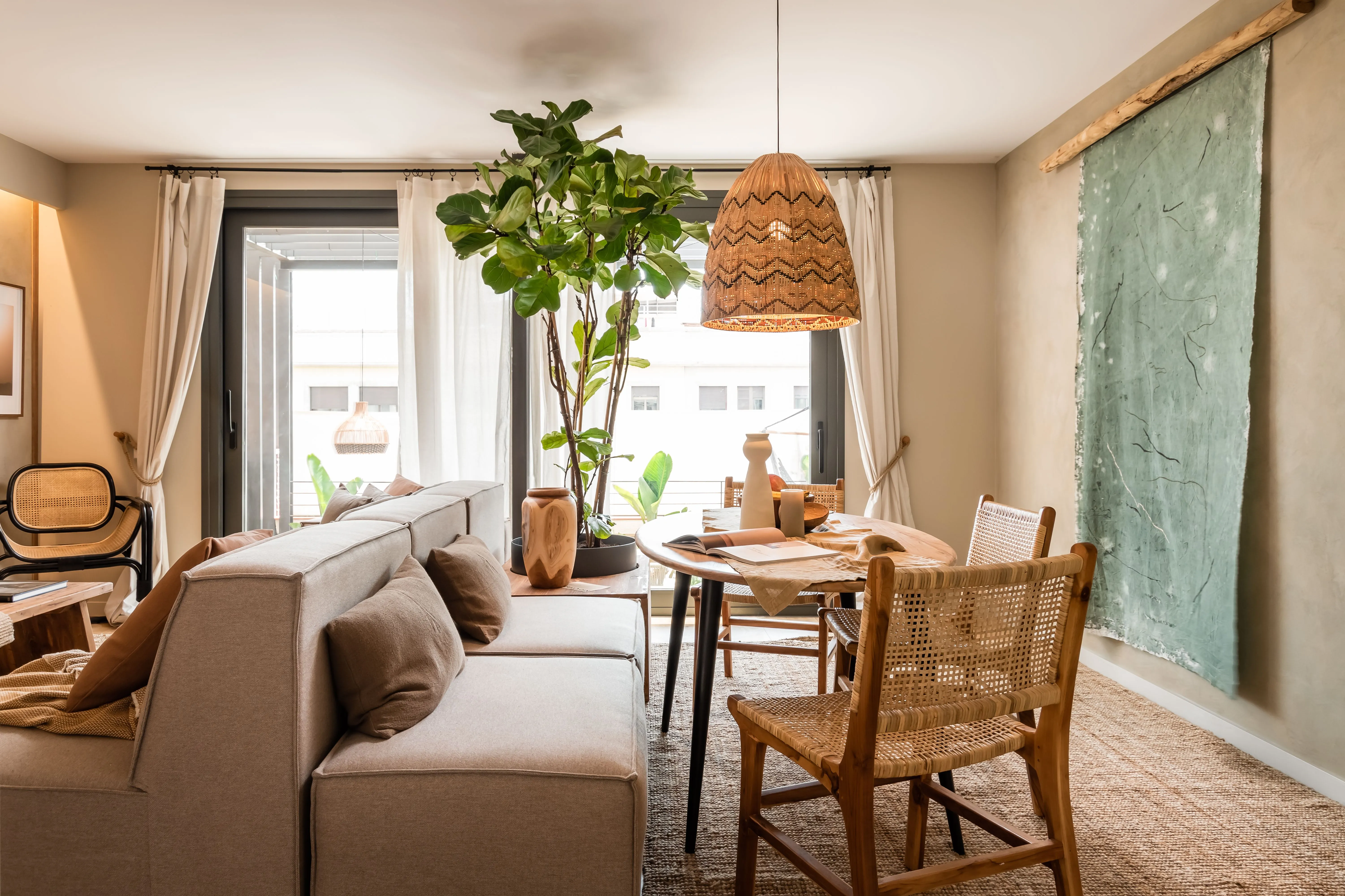 Vast 2br Flat With Ultra-fast Wifi And Pro Workspace In Barcelona City Center #4
