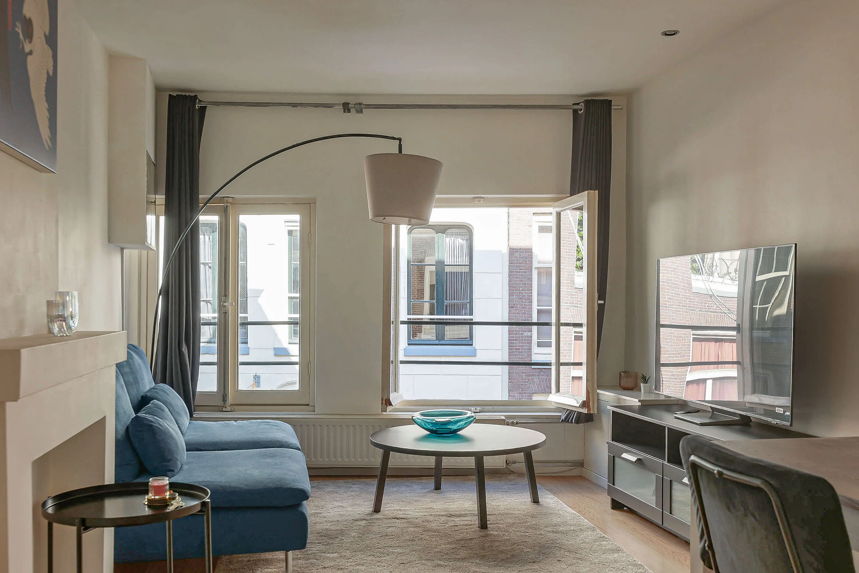 - Central Amsterdam 2-Bedroom Apartment for Monthly Stays #4
