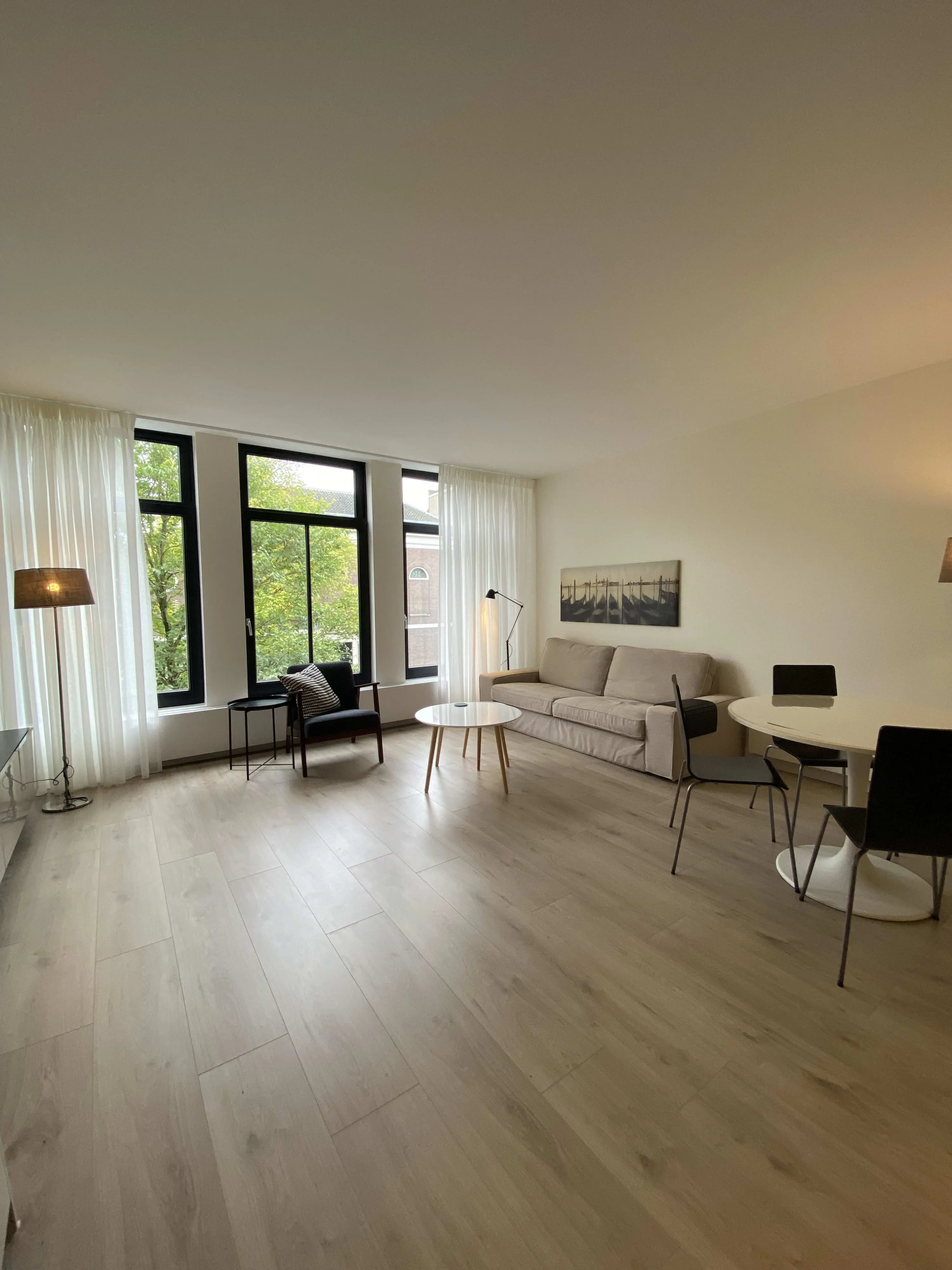 Modern 2-Bedroom Canal Apartment in Central Amsterdam