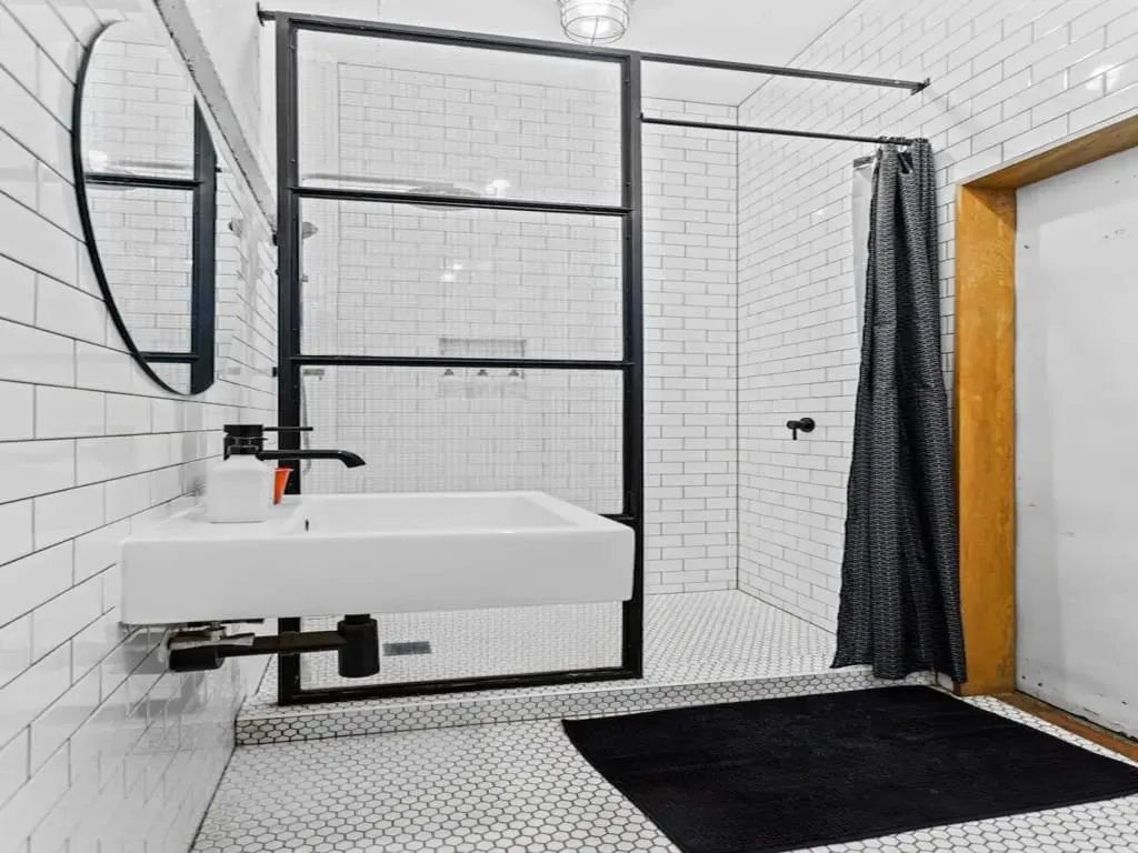 Refined Intimate 1br Flat In Auckland -- Work-from-home Ready With Desk Nook #2