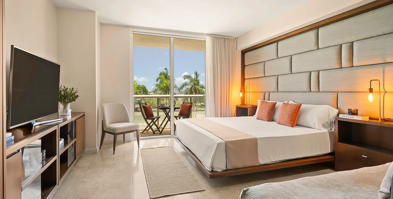 Trendy Miami Flat With Home Office Space For Digital Nomads