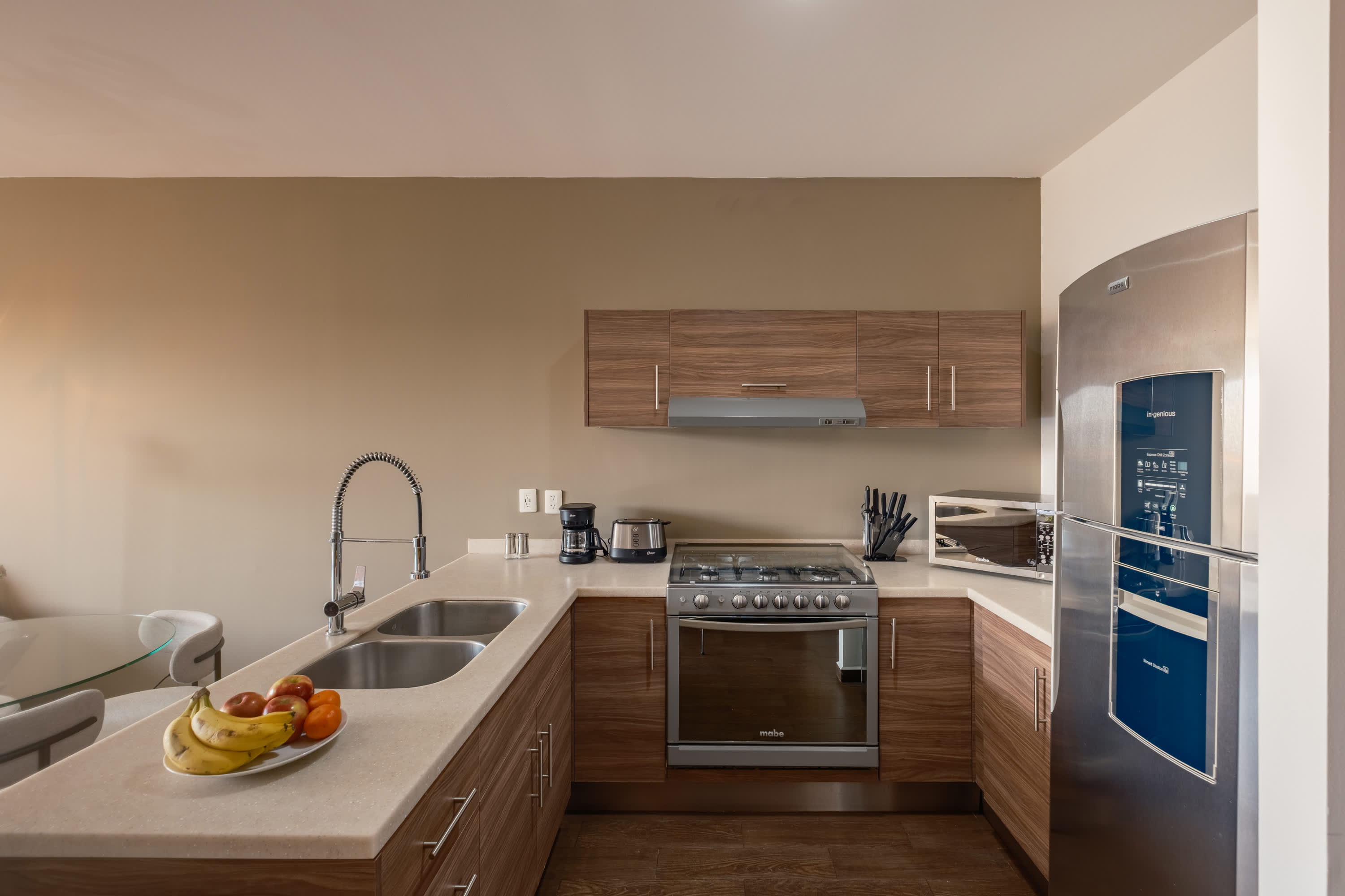 Work-from-home Ready Monterrey Flat - Upscale 1br With Pool & In-unit Laundry #3