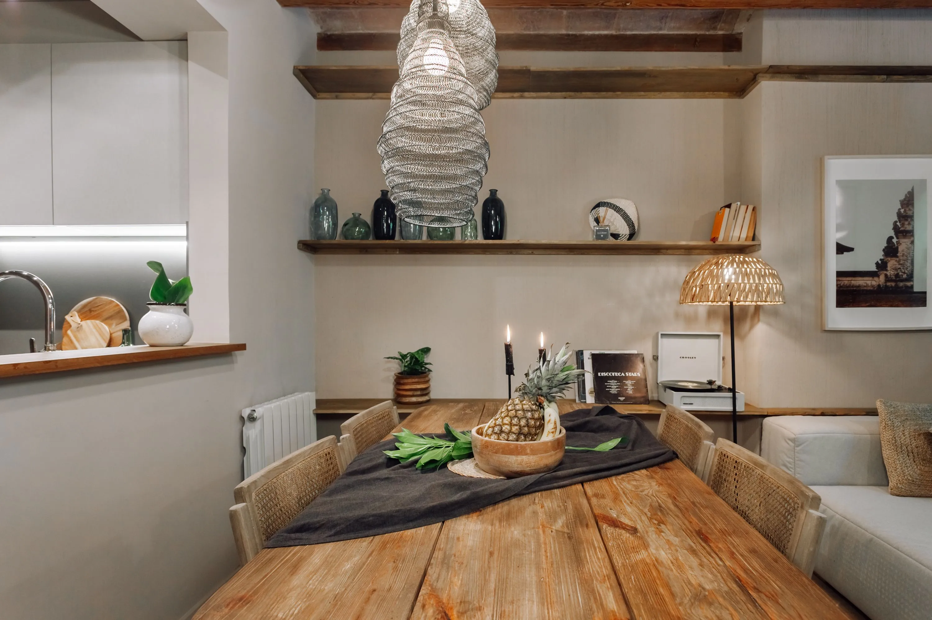 Spacious Designer Flat With High-speed Fiber & Dual Monitors In Barcelona Center #3