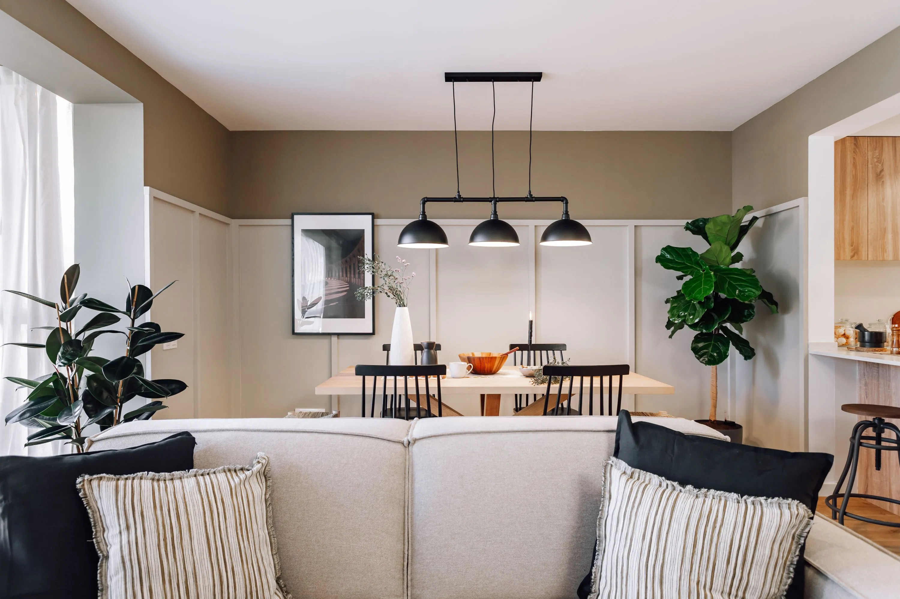Trendy Barcelona Flat With Gigabit Internet & Dual Monitors For Digital Nomads #5