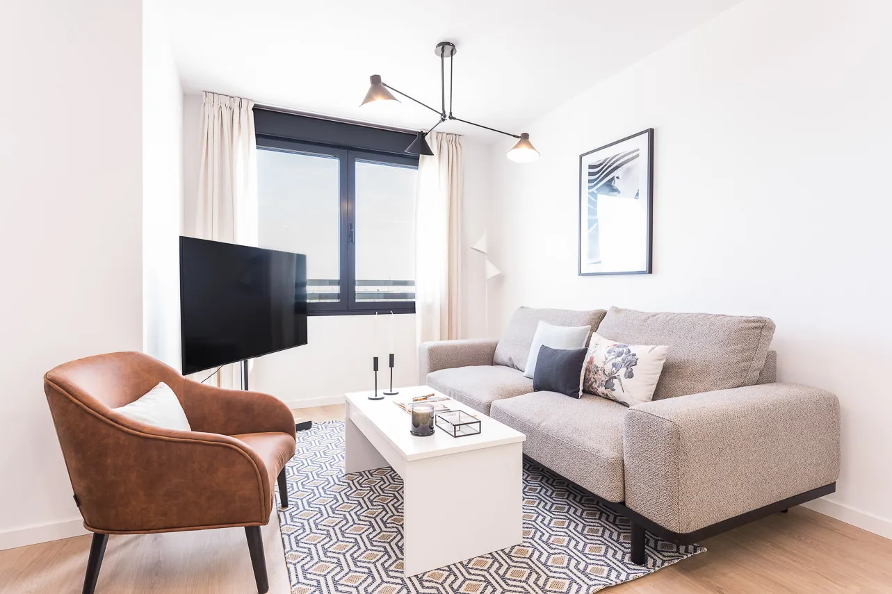 Impressive 2-br Madrid Flat, 60 Sqm - Comfortable Layout  Dedicated Home Office  Remote Workers... #4